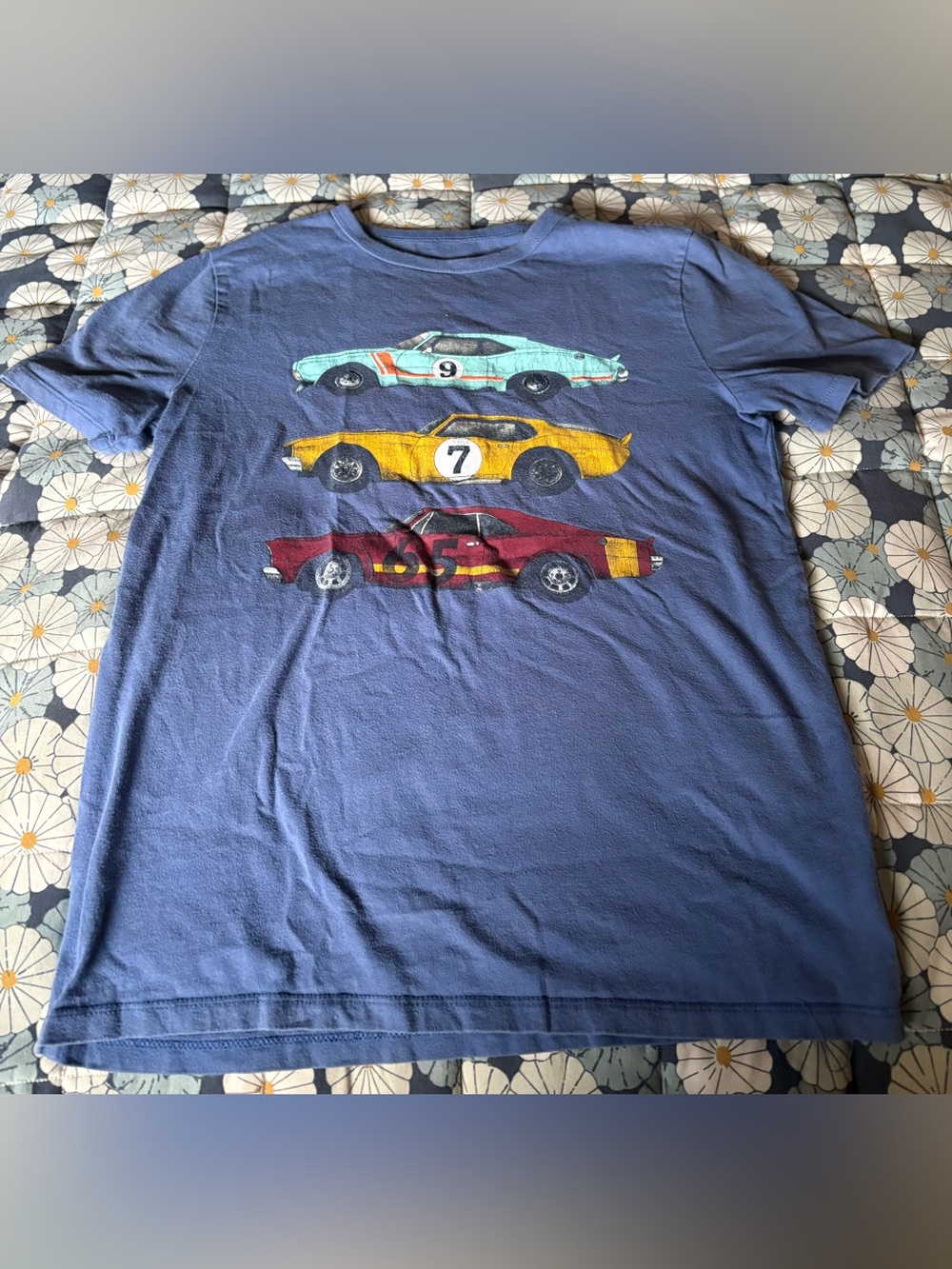 GAP boys size xxl blue tee shirt with racing car graphics